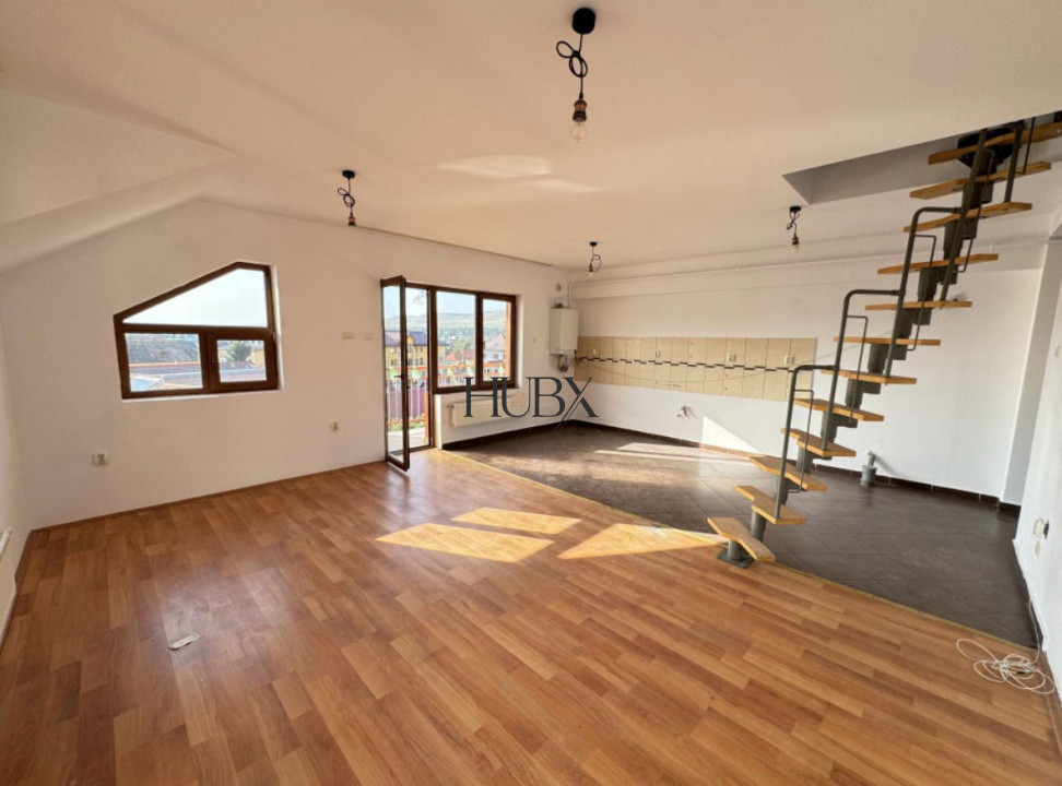 Apartament cu scara interioara 3 camere 80 mp si parcare inclusa