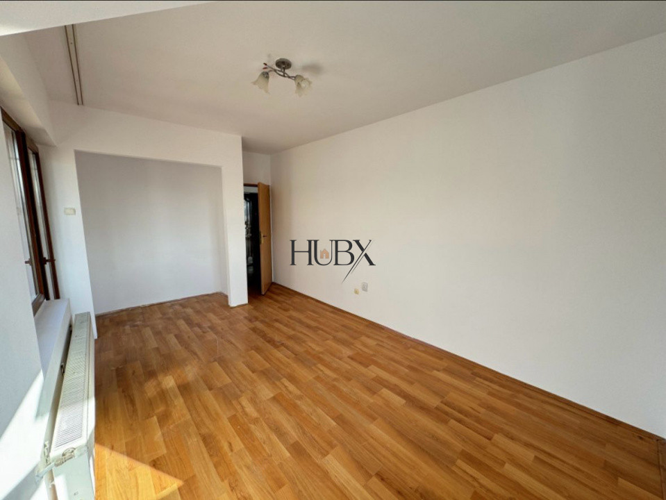 Apartament cu scara interioara 3 camere 80 mp si parcare inclusa