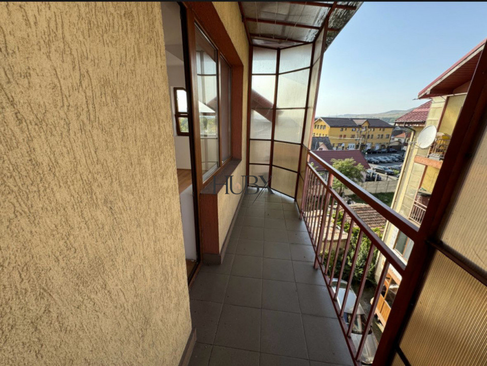 Apartament cu scara interioara 3 camere 80 mp si parcare inclusa
