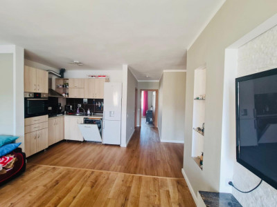 Apartament 3 camere, etaj intermediar in zona Fagului