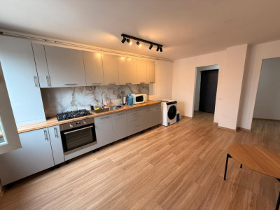 Apartament 3 camere, 47mp, parcare, zona TIneretului!