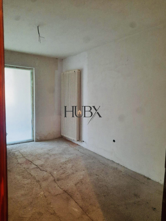 Apartament sau spatiu comercial 56 mp si terasa cu parcare inclusa in zona Porii