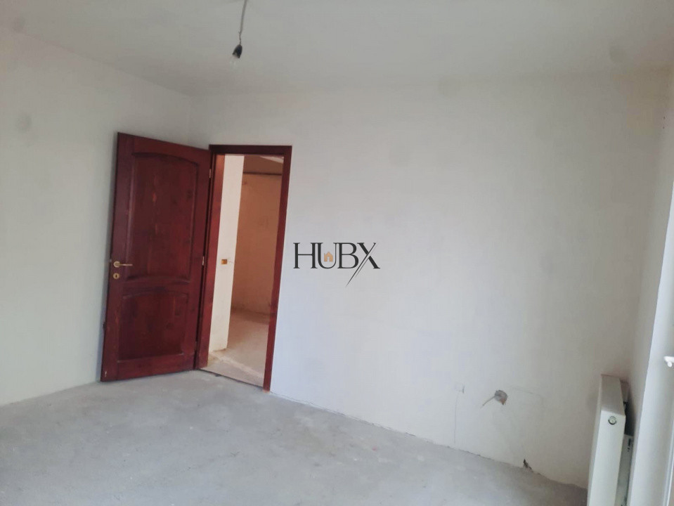 Apartament sau spatiu comercial 56 mp si terasa cu parcare inclusa in zona Porii