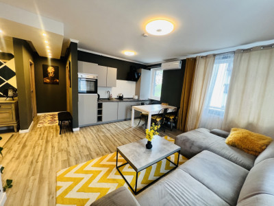 Apartament ultra dotat de 3 camere 60 mp utili plus balcon in zona Teilor
