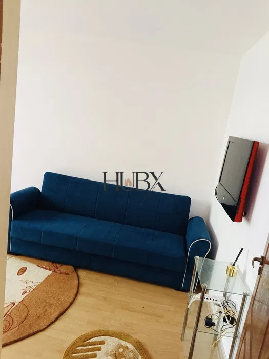 Apartament cu o camera 36 mp plus balcon si gradina in zona Porii