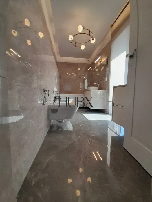 Penthouse de lux pe 2 nivele 150 mp utili plus terasa 50 mp Buna Ziua!