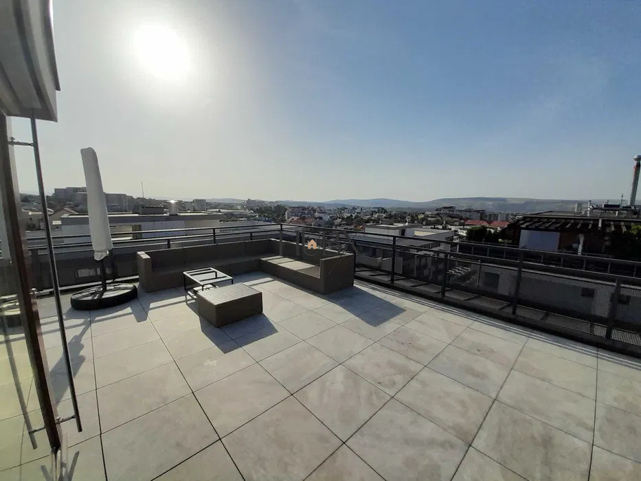 Penthouse de lux pe 2 nivele 150 mp utili plus terasa 50 mp Buna Ziua!