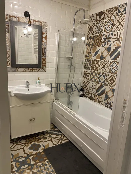 Apartament de 3 camere si 2 bai 67 mp in ansamblu privat Teilor