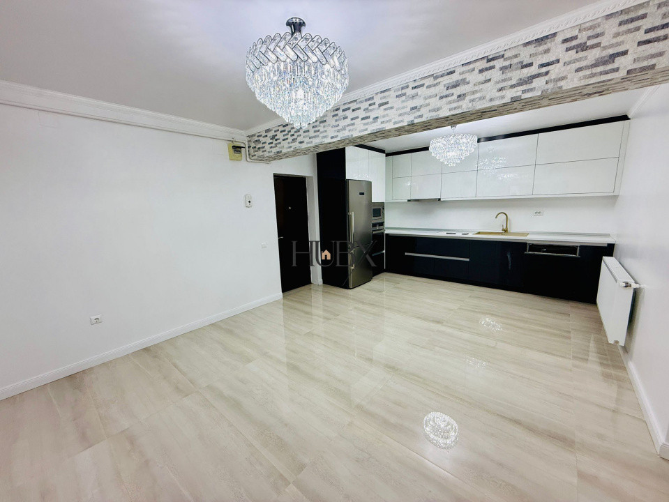 Apartament modern, nou, 4 camere, parcare, zona Florilor!