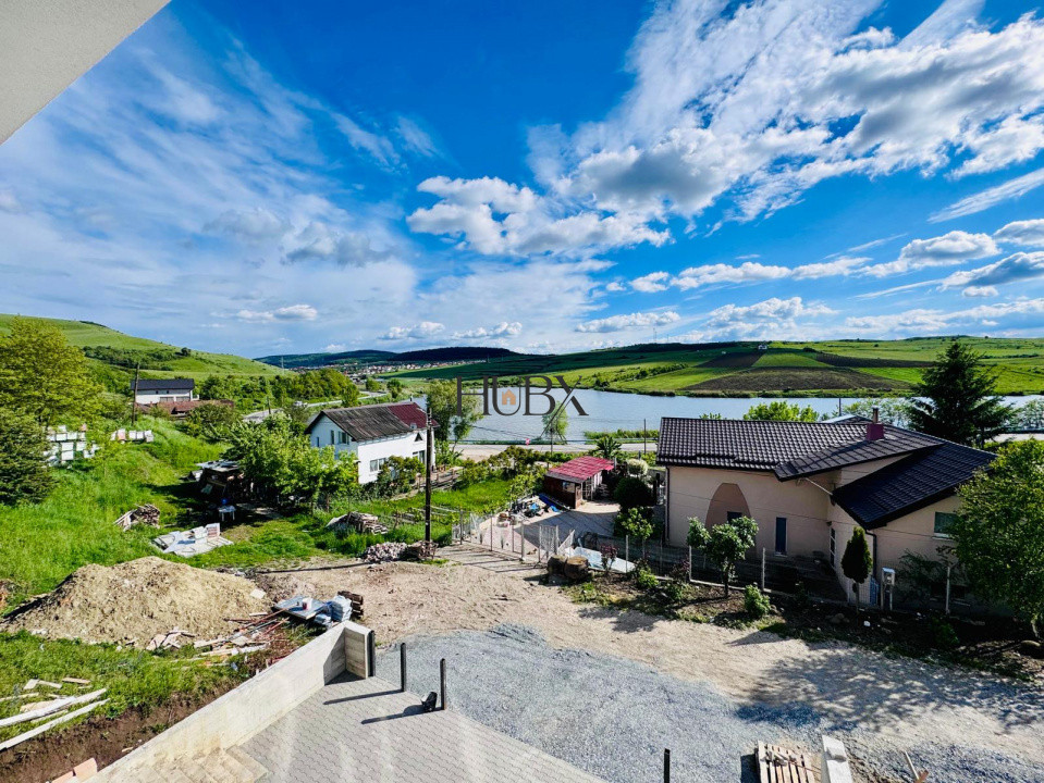 Oportunitate!Duplex semifinisat, 120mp, priveliste spre lac, Chinteni!