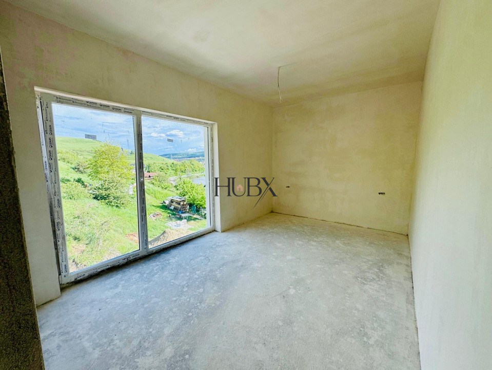 Oportunitate!Duplex semifinisat, 120mp, priveliste spre lac, Chinteni!