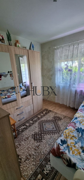 Apartament de  3 camere decomandat in zona Retezat