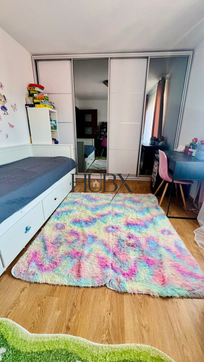 Apartament de 3 camere, garaj individual si boxa incluse in pret zona Teilor
