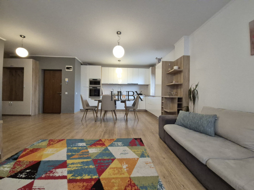 Apartament 3 camere, 80mp, garaj, panorama, zona PLATINIA/USAMV