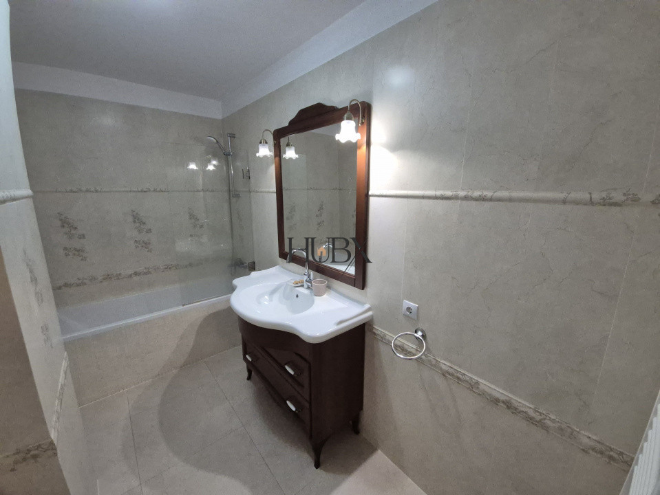 Apartament 3 camere, 80mp, garaj, panorama, zona PLATINIA/USAMV
