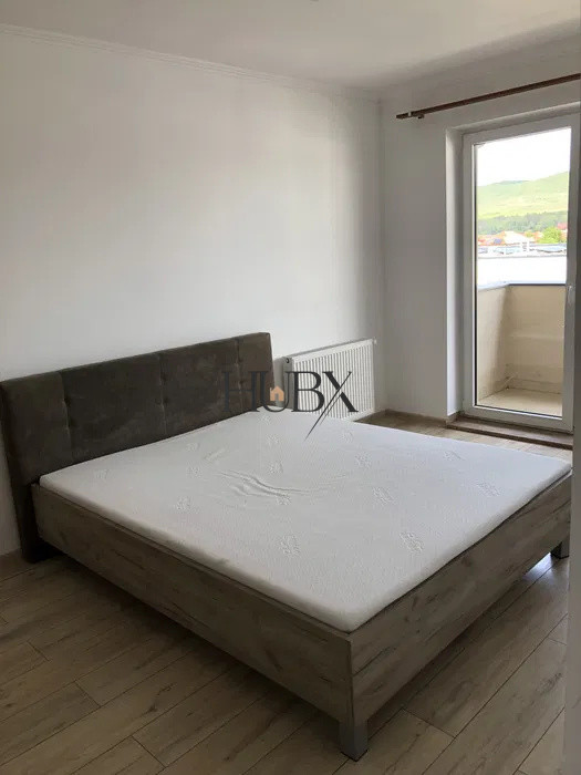 Apartament 2 camere decomandat etajul 3 in zona Catanelor