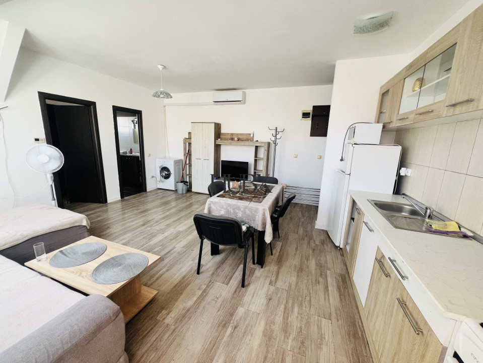 Apartament 2 camere 53 mp luminos central in spate la piata Floresti, Eroilor