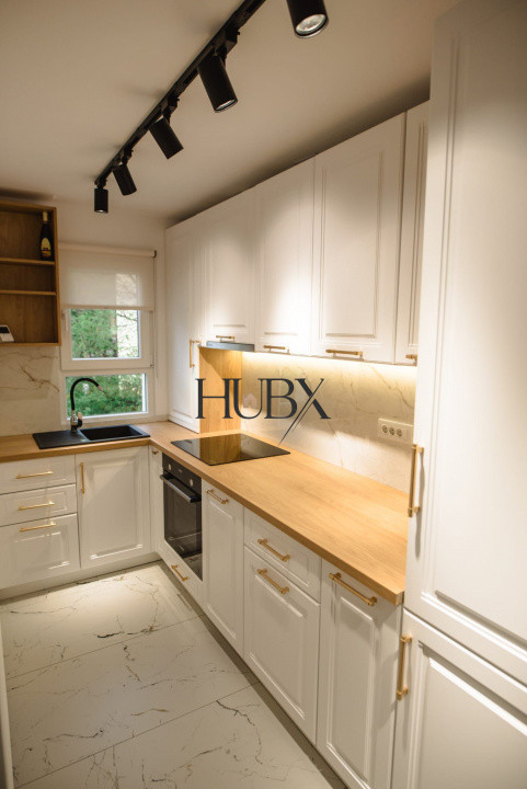 Apartament de lux cu 4 camere decomandat etaj intermediar zona Big Manastur