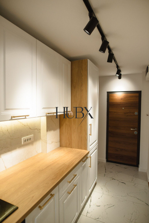 Apartament de lux cu 4 camere decomandat etaj intermediar zona Big Manastur