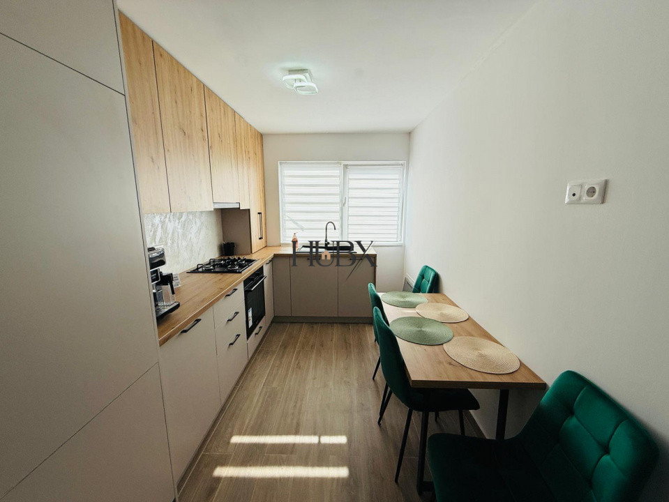 Apartament, 3 camere, paracare, strada Tineretului, Floresti!