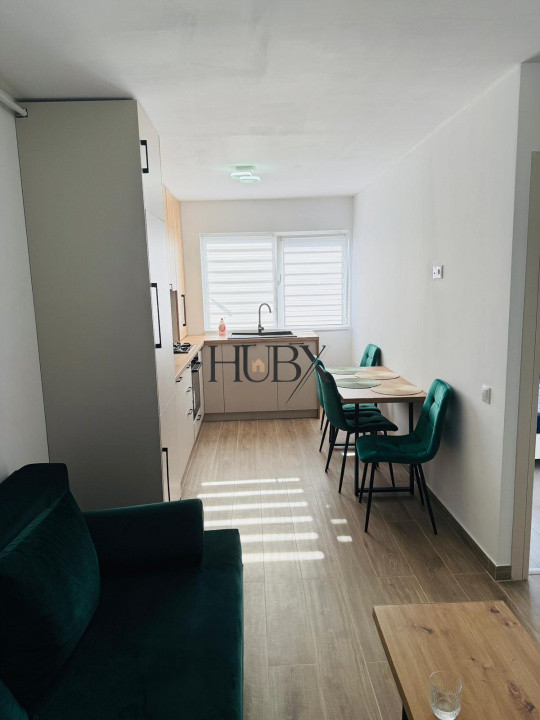 Apartament, 3 camere, paracare, strada Tineretului, Floresti!