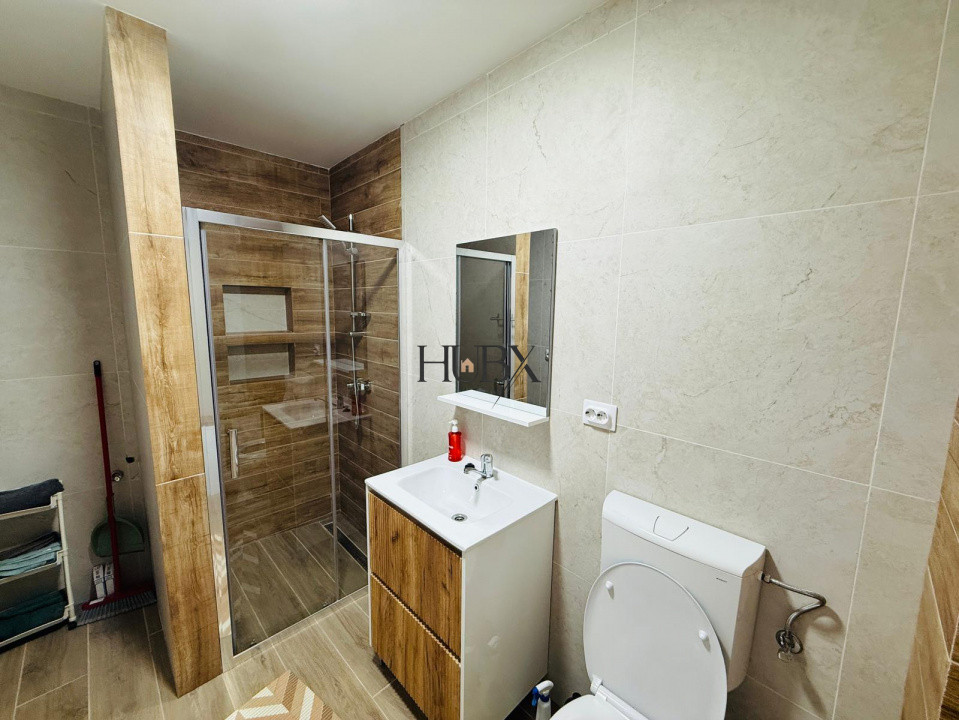 Apartament, 3 camere, paracare, strada Tineretului, Floresti!