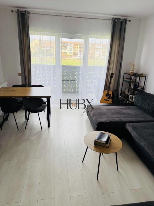 Apartament 3 camere decomandat 68 mp utili plus balcon strada Teilor