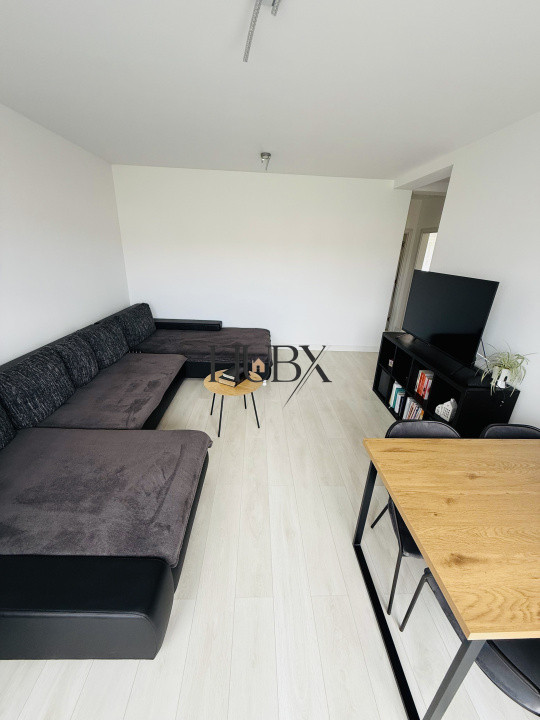 Apartament 3 camere decomandat 68 mp utili plus balcon strada Teilor