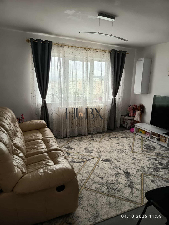 Apartament 3 camere decomandat etaj 10 zona Mc Donald Manastur