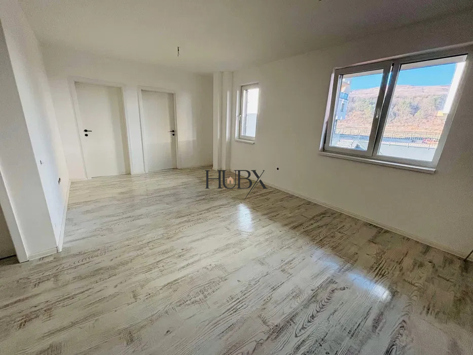 Apartament de 3 camere finisat cu parcare inclusa zona Somesului
