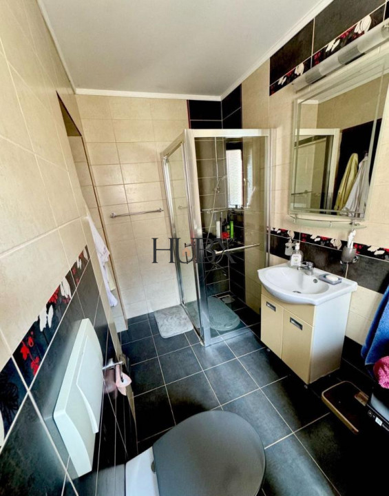Casa 7 camere 200 mp utili si 644 teren pe strada Tautiului