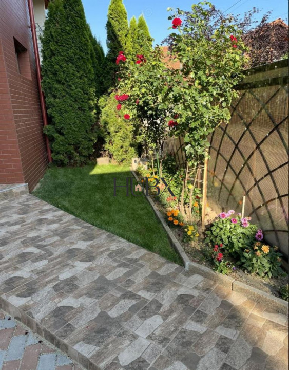 Casa 5 camere si 3 bai 120 mp uti si teren 250 mp zona Somesului