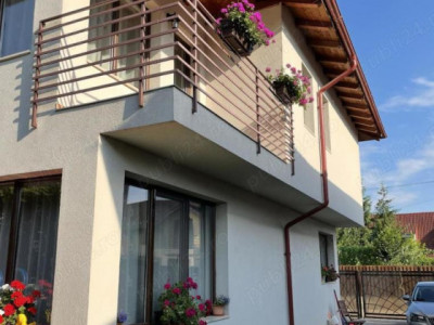 Casa 5 camere si 3 bai 120 mp uti si teren 250 mp zona Somesului