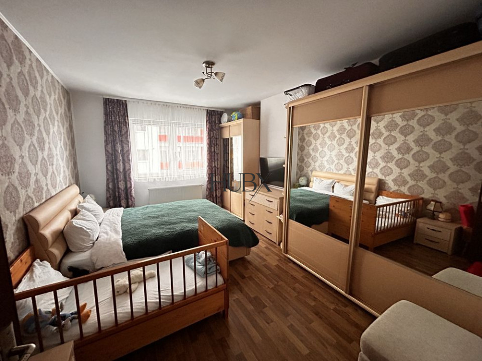 Apartament 3 camere, 62 mp cu 2 parcari plus boxa in zona Vivo