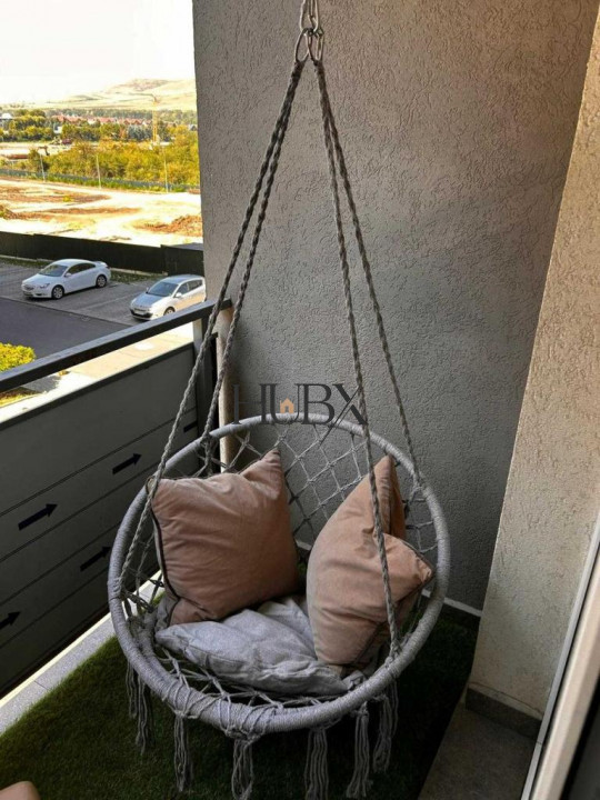 Apartament 3 camere, 62 mp cu 2 parcari plus boxa in zona Vivo