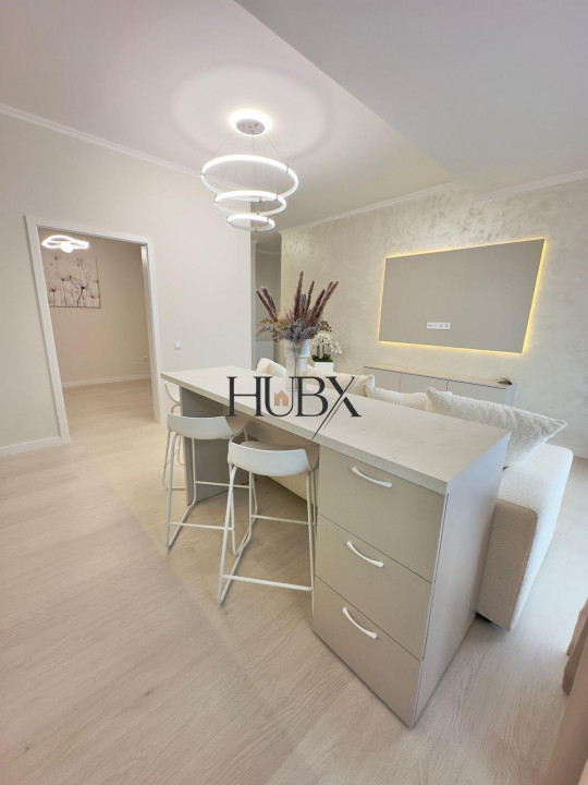 Apartament 3 cam, ultrafinisat, 56 mp, terasa 12 mp, garaj, zona Eroilor