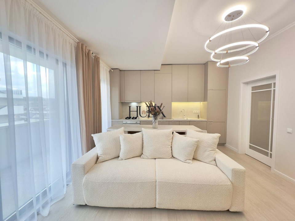 Apartament 3 cam, ultrafinisat, 56 mp, terasa 12 mp, garaj, zona Eroilor