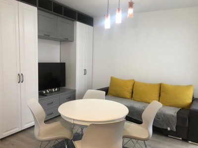 Apartament 2 camere etaj intermediar parcare in zona Tineretului