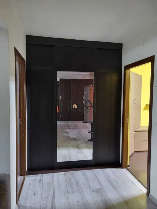 Apartament de 3 camere 58 mp in zona Florilor