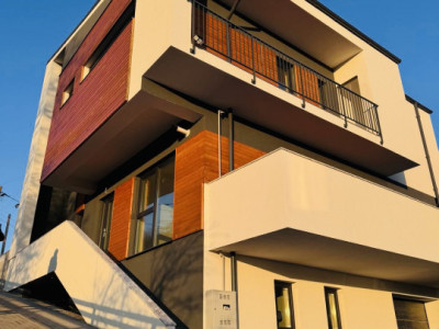 Duplex semifinisat, 198mp utili , garaj, zona Chinteni! Comision 0%!