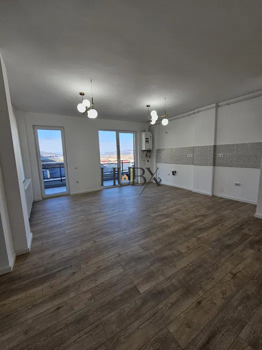 Apartament 2 camere 50 mp plus terasa la etaj intermediar in zona Fagului