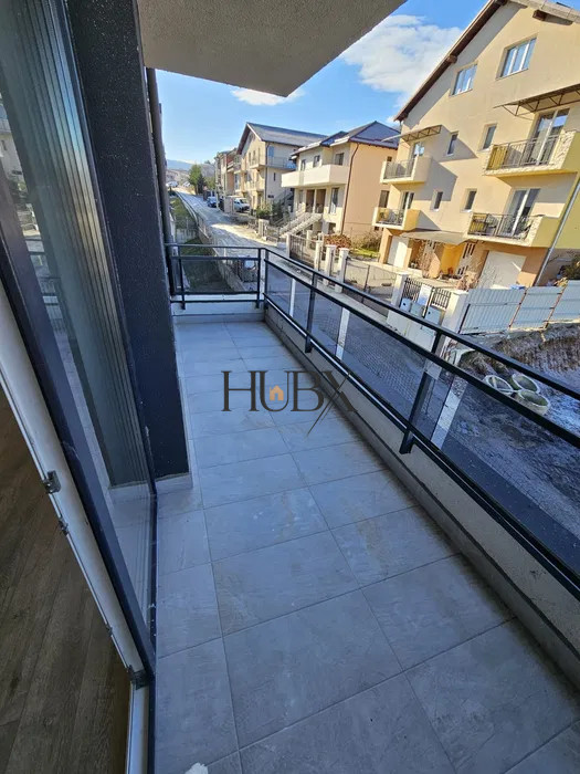 Apartament 2 camere 50 mp plus terasa la etaj intermediar in zona Fagului