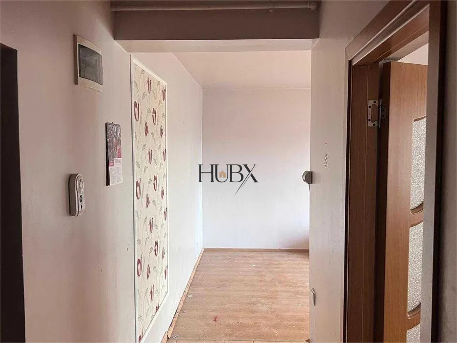 Apartament 2 camere plus balcon strada Eroilor