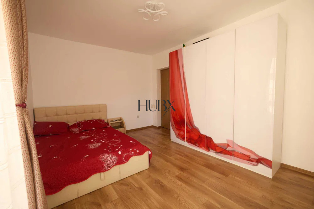 Apartament de 3 camere 67 mp cu parcare inclusa zona Florilor