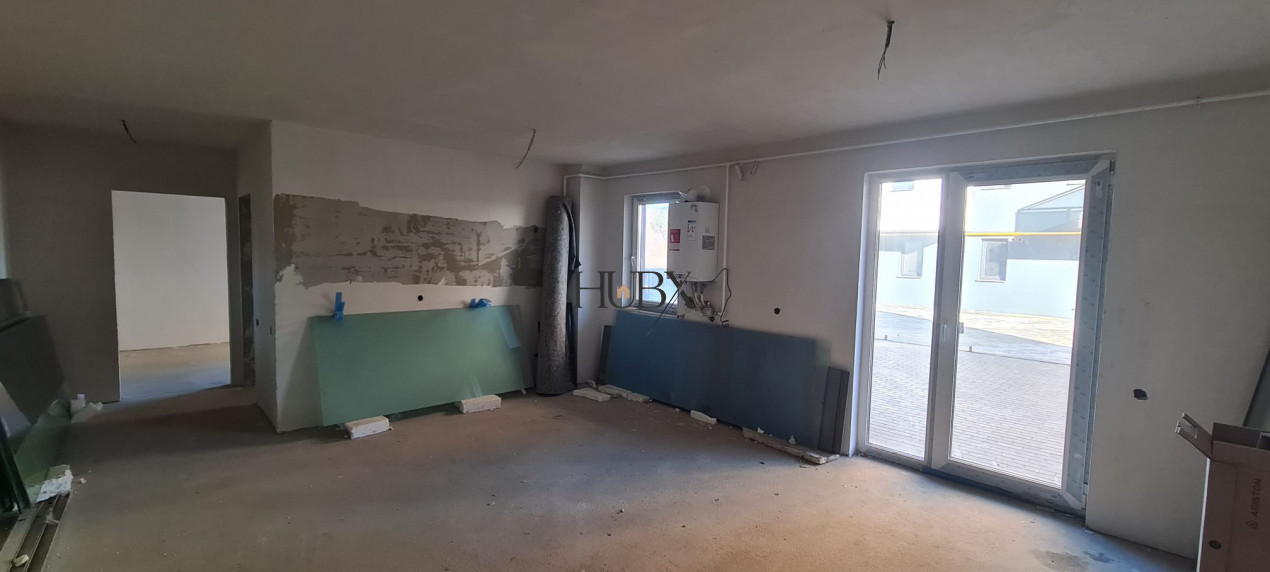Apartemant doua camere, 50mp utili, terasa de 80mp, parcare, zona Someșului