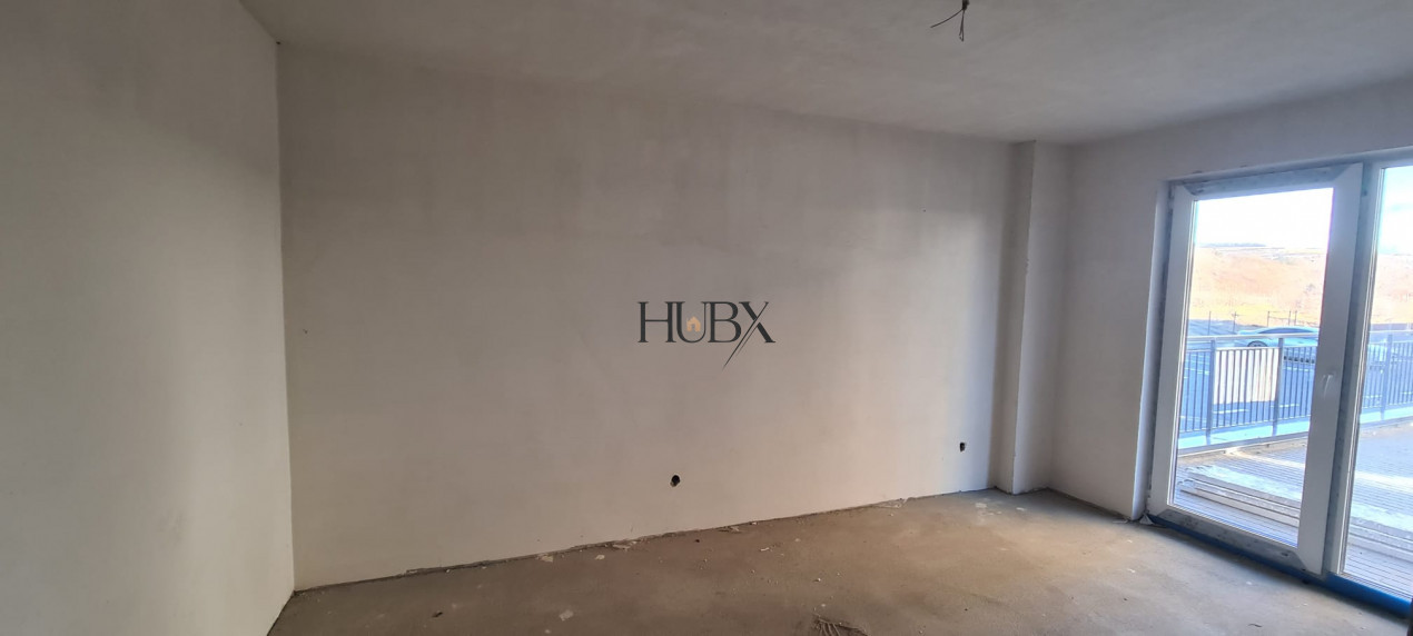 Apartemant doua camere, 50mp utili, terasa de 80mp, parcare, zona Someșului