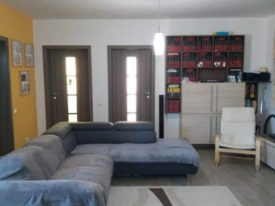 Apartament de 3 camere 68 mp utili si 2 balcoane in asanmblu privat Tineretului