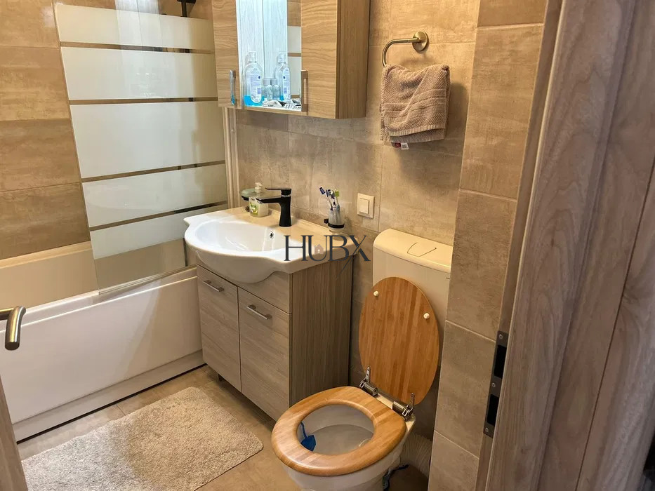 Apartament de 3 camere 74mp utili, mobilat utilat cu parcare in zona Teilor