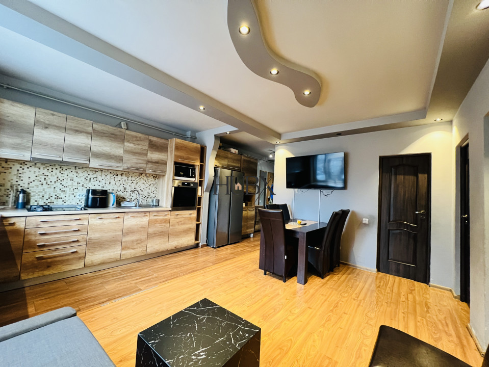 Apartament de 3 camere, mobilat utilat la cheie pe strada Cetatii