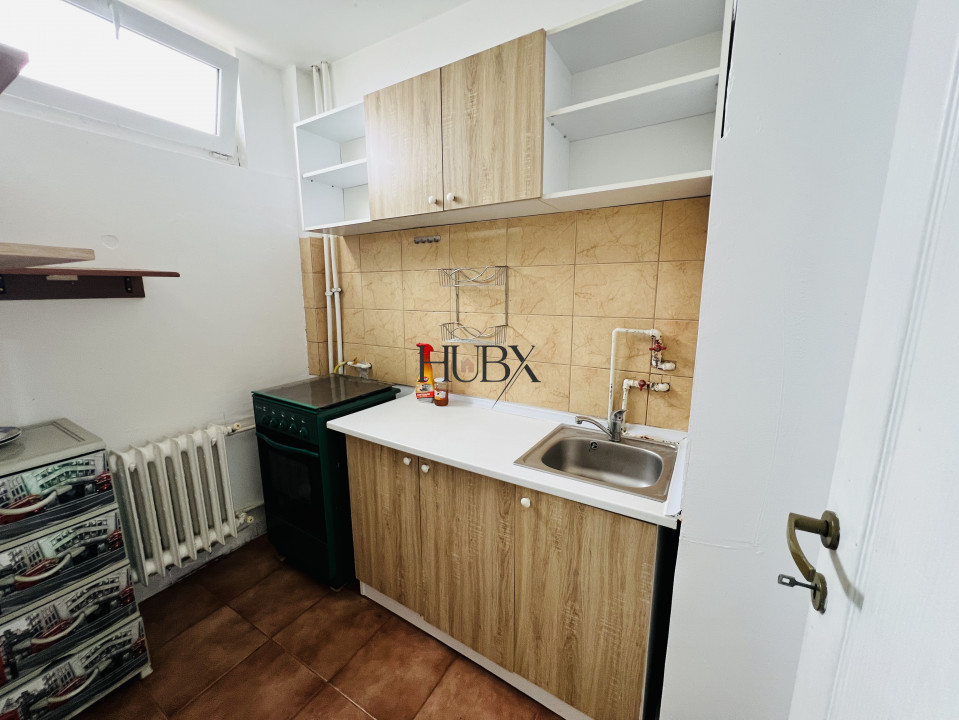 Apartament cu o camera 28 mp plus balcon 4 mp, etajul 2 in zona Parang